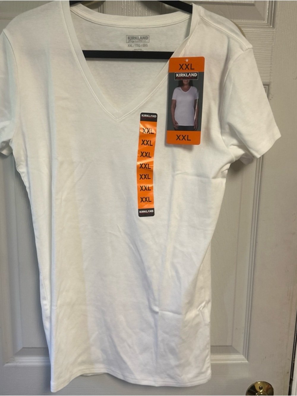 Kirkland Signature White V-Neck T-Shirt XXL women’s